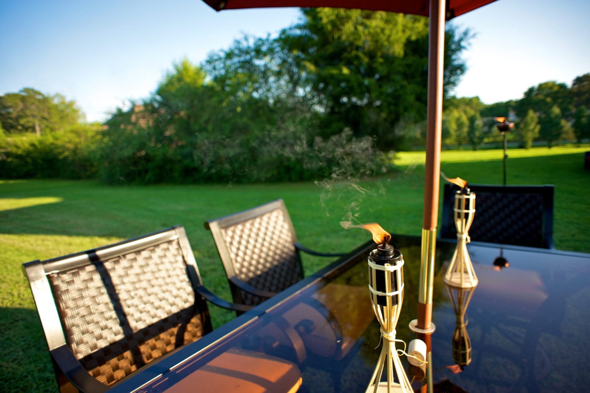 table-swimming-pool-backyard-bbq-garden-leisure